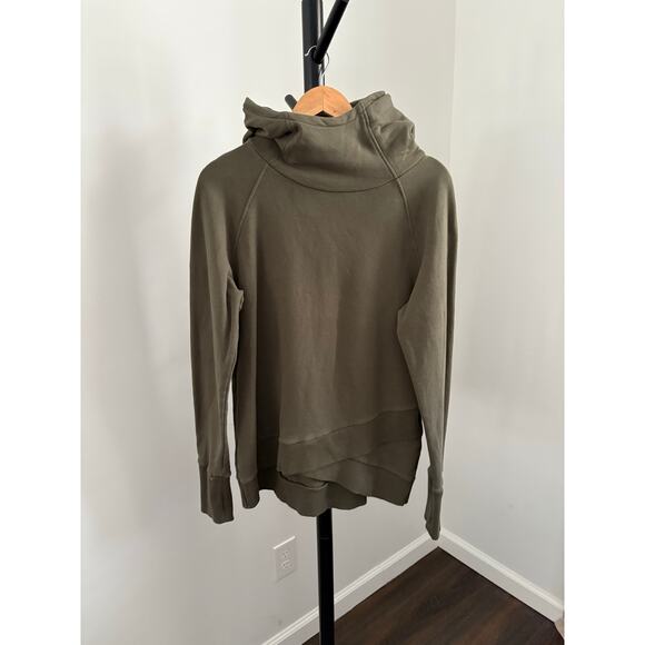 Stylish Olive Women's Hoodie - Picture 3 of 4